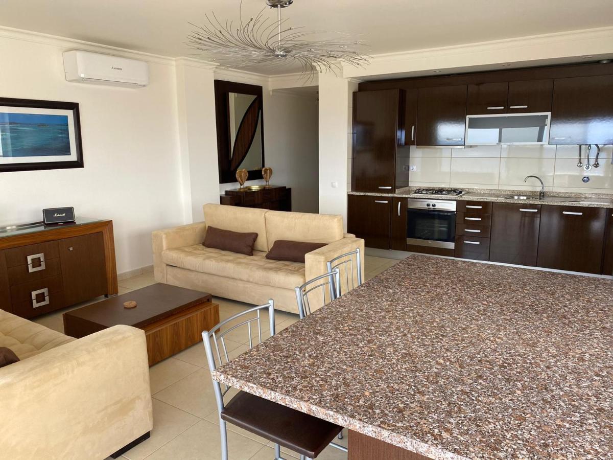 Luna - Airco - Sea View - First Line - Own Parking Armação de Pêra Εξωτερικό φωτογραφία